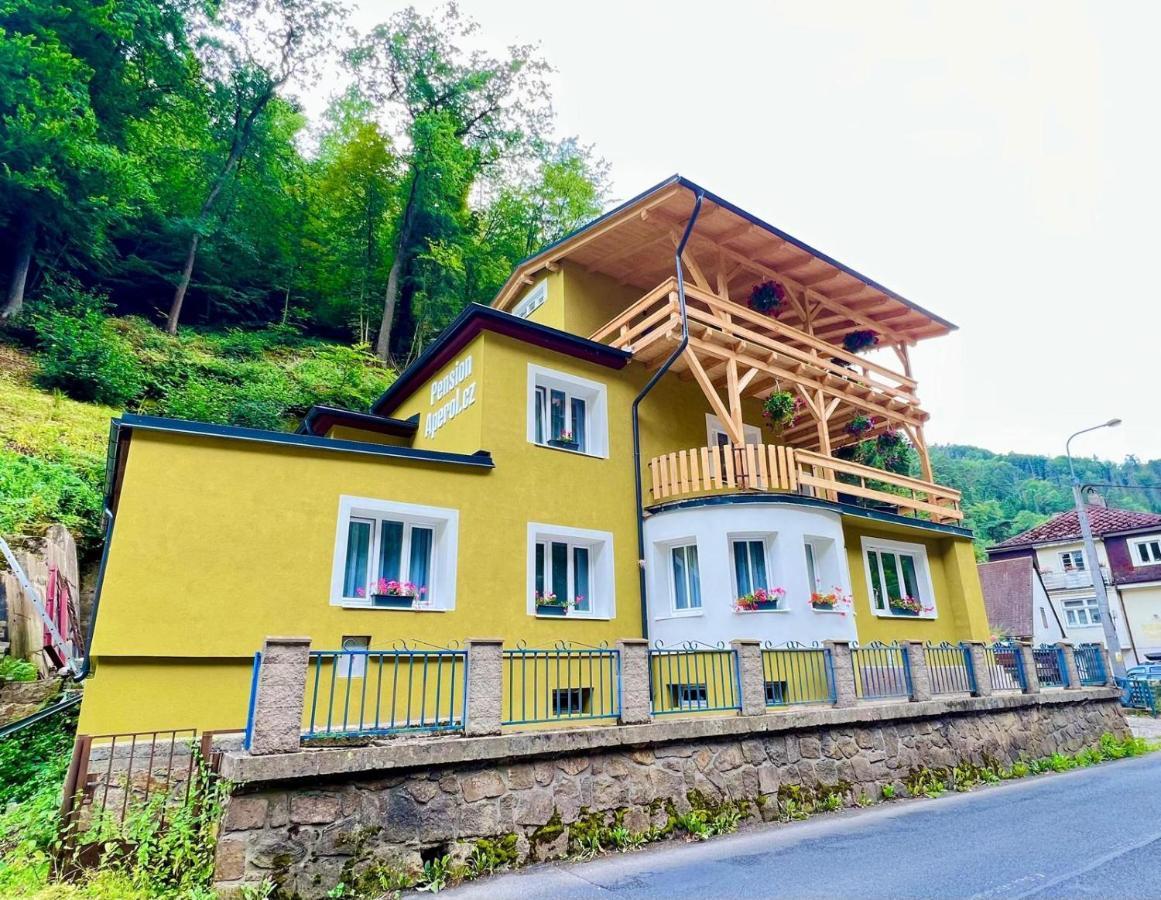 Pension Aperol Hřensko Exterior foto